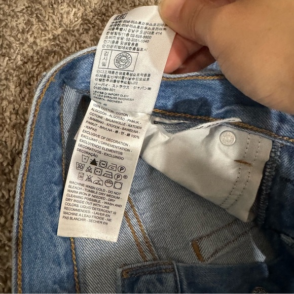 Levi’s Premium Wedgie Straight Crop Size 25 - Picture 7 of 10